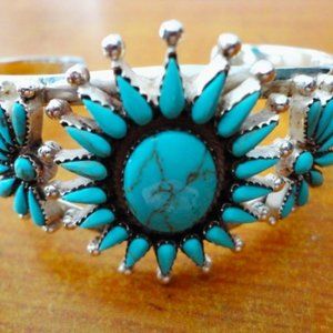 Beautiful Zuni Sterling Silver Needlepoint Cluster Bracelet